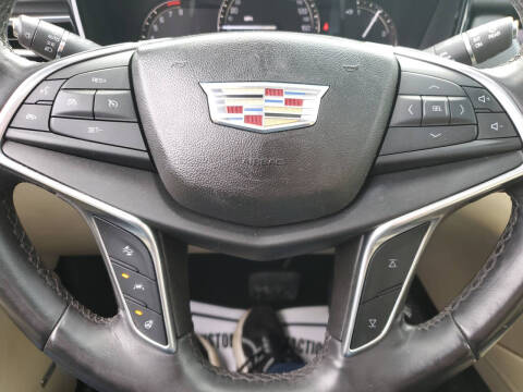 2018 Cadillac XT5 Luxury