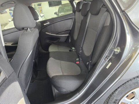 2012 Hyundai Accent GS