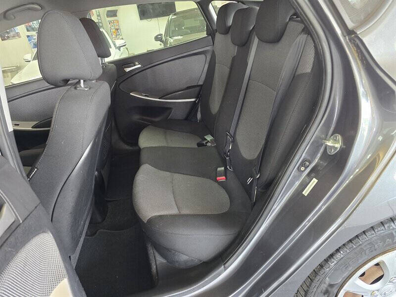 2012 Hyundai Accent GS