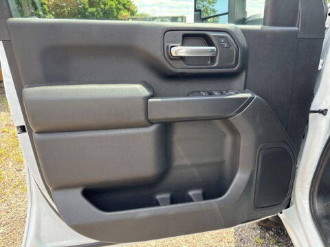 2025 GMC Sierra 3500HD CC Pro