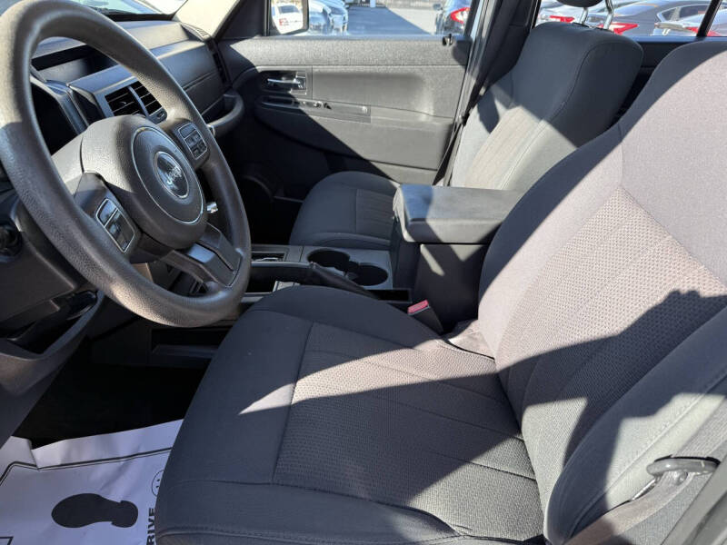 2012 Jeep Liberty Sport