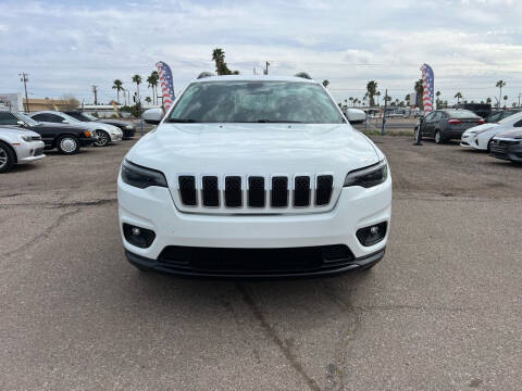 2019 Jeep Cherokee for sale at Carz R Us LLC in Mesa AZ