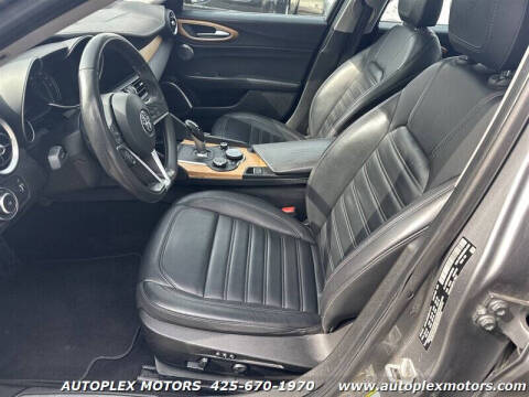 2017 Alfa Romeo Giulia Ti