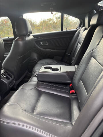 2015 Ford Taurus Limited