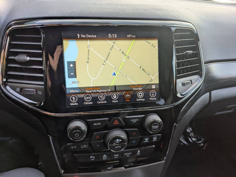 2019 Jeep Grand Cherokee Laredo