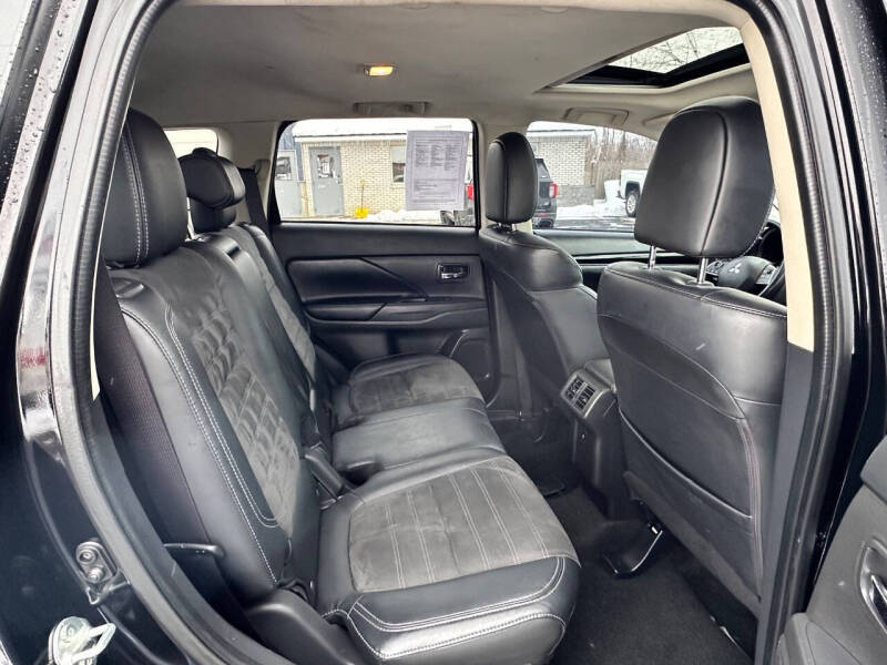 2019 Mitsubishi Outlander SE