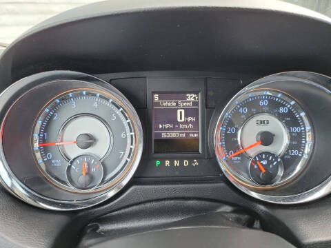 2014 Chrysler Town and Country 30th Anniversary