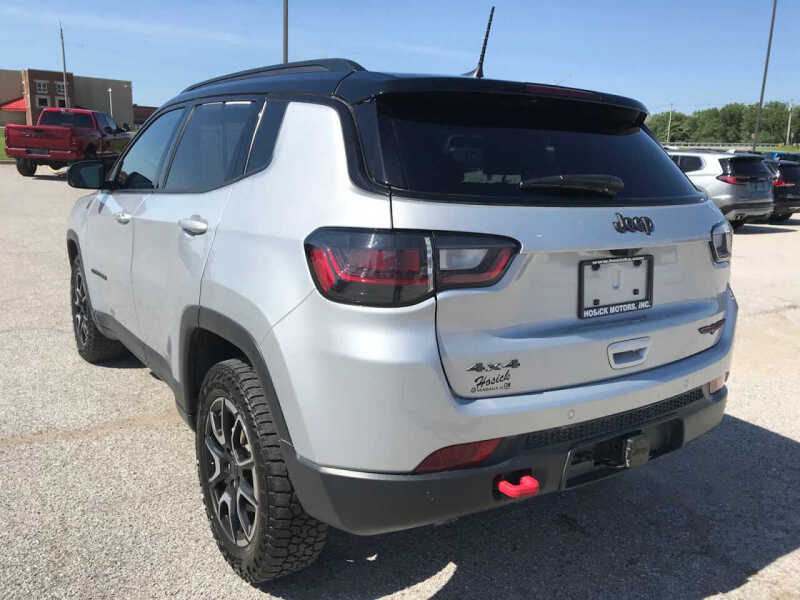 2025 Jeep Compass Trailhawk