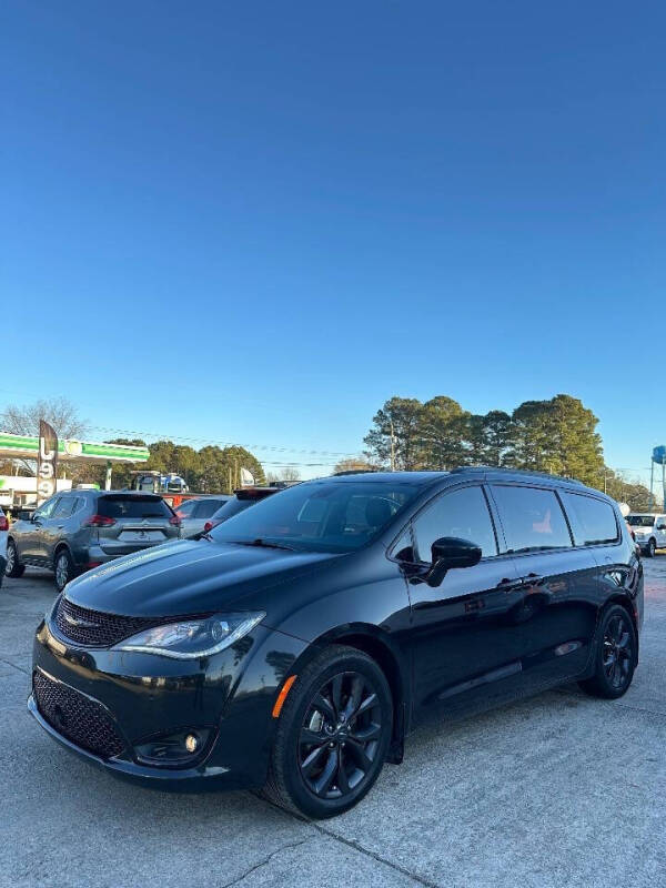 2020 Chrysler Pacifica Touring L
