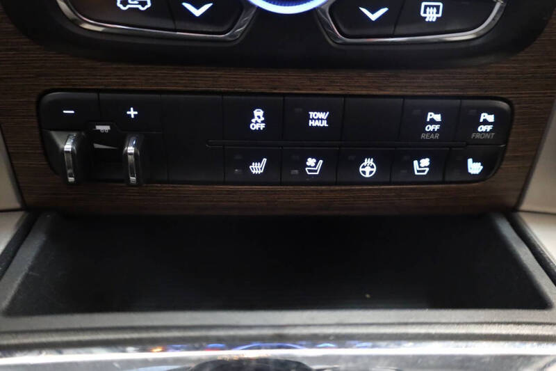 2018 RAM 1500 Laramie