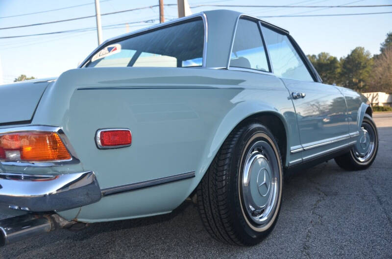 1969 Mercedes-Benz 280-Class