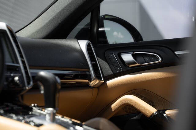 2016 Porsche Cayenne
