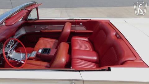 1962 Ford Thunderbird