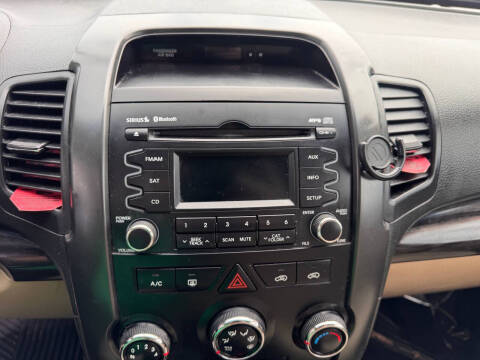 2013 Kia Sorento LX
