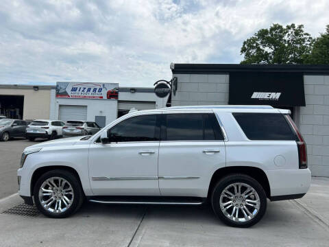 2019 Cadillac Escalade Standard