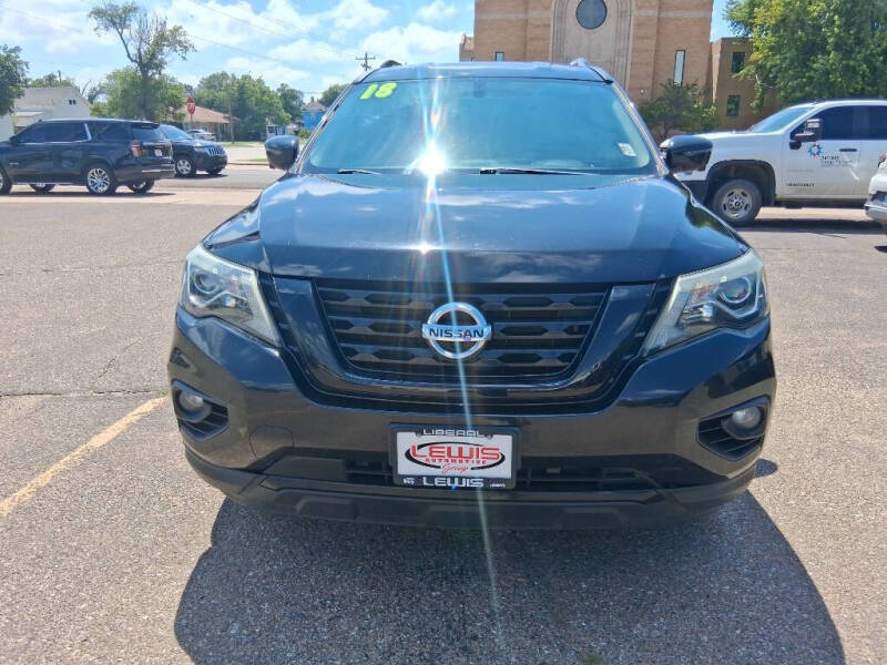 2018 Nissan Pathfinder SL