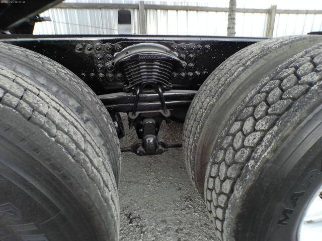 2013 Freightliner M2 106