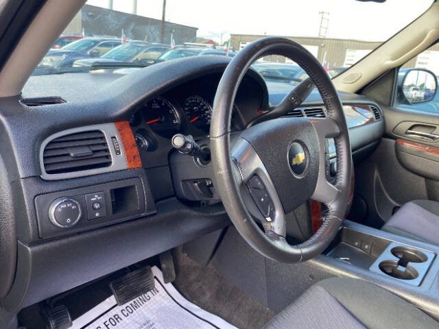 2012 Chevrolet Suburban LS