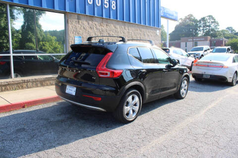2021 Volvo XC40 T4 Momentum