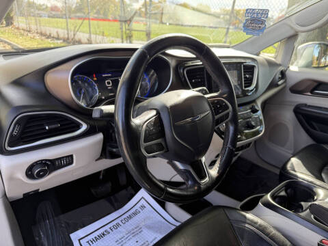 2018 Chrysler Pacifica Touring L Plus