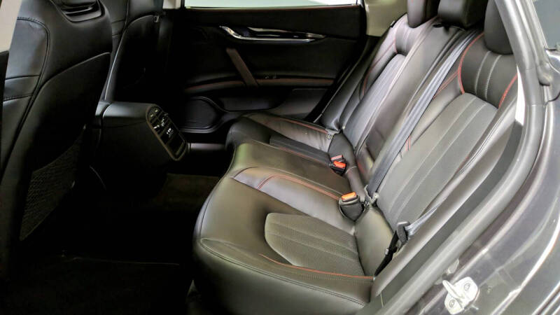 2017 Maserati Quattroporte S GranSport