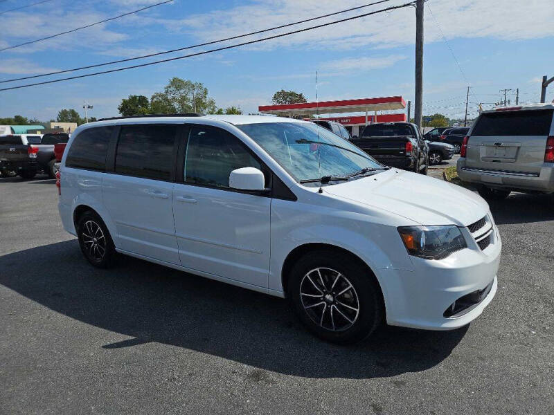 2017 Dodge Grand Caravan for sale at CarTime in Rogers AR