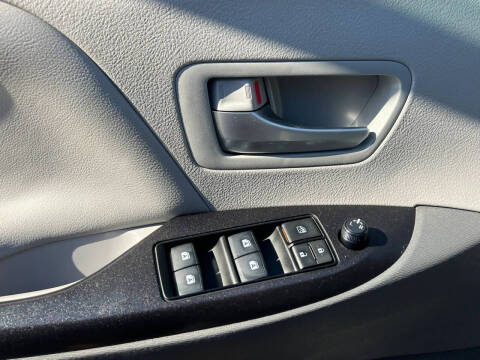 2017 Toyota Sienna LE 7-Passenger