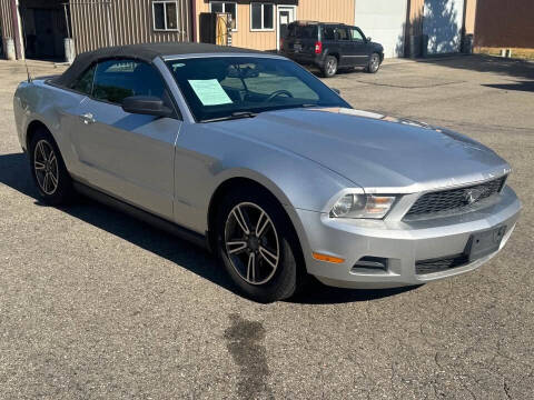 2012 Ford Mustang V6