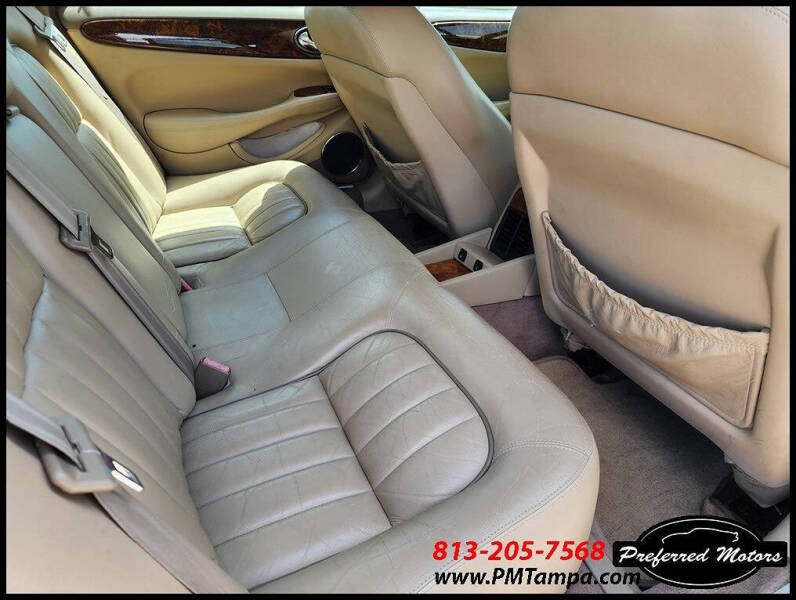 2002 Jaguar XJ-Series XJ8