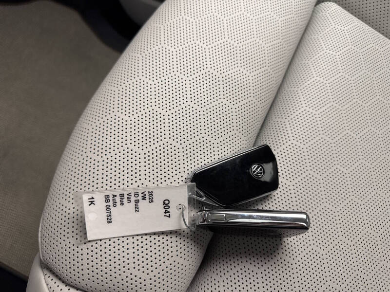 2025 Volkswagen ID. Buzz 1st Edition 4Motion