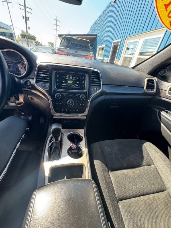 2017 Jeep Grand Cherokee Laredo E