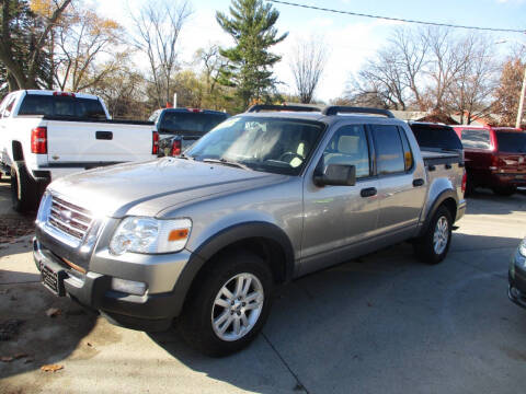 2008 Ford Explorer Sport Trac for sale at The Auto Specialist Inc. in Des Moines IA