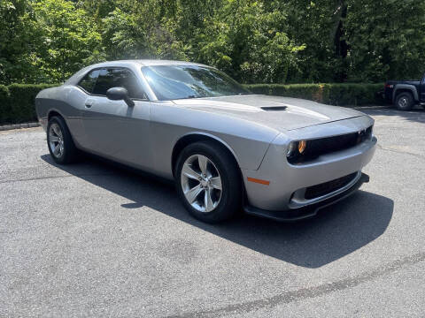 2017 Dodge Challenger SXT