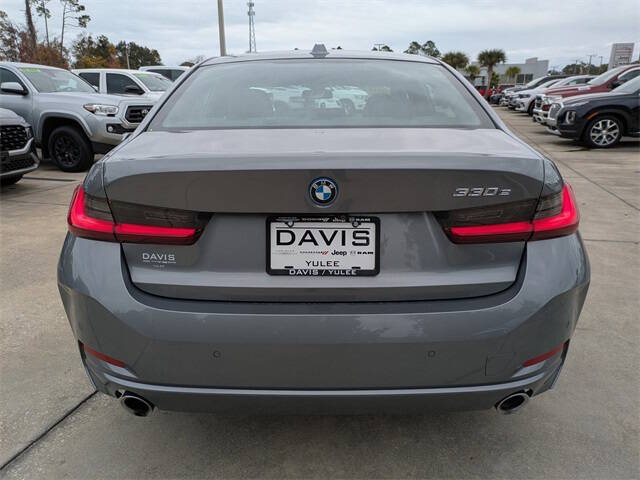 2024 BMW 3 Series 330e