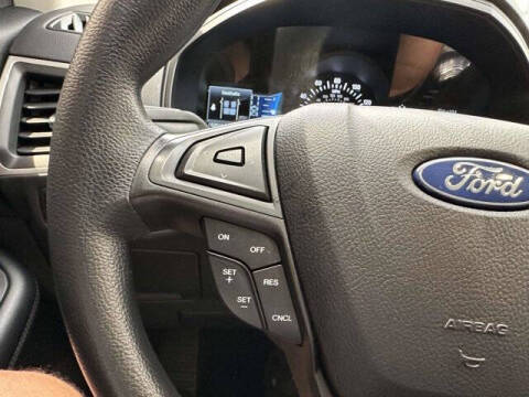 2023 Ford Edge SE