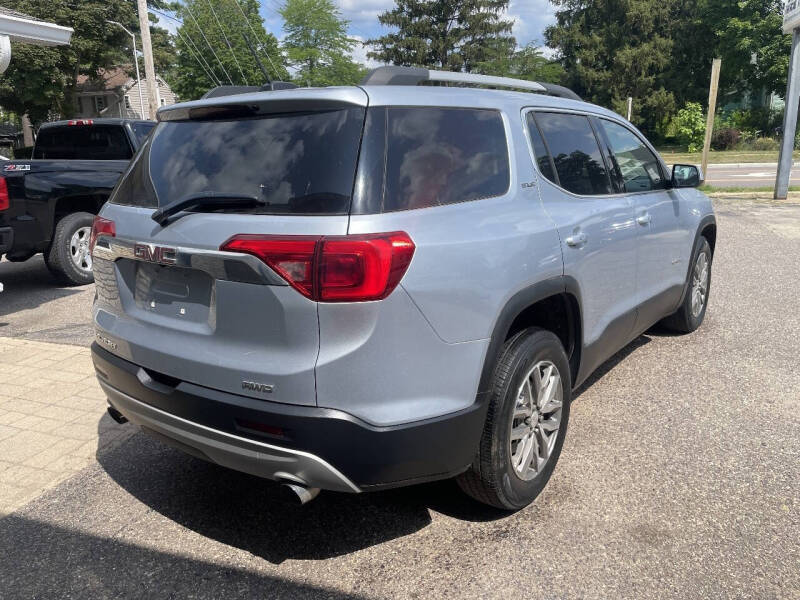 2017 GMC Acadia SLE-2