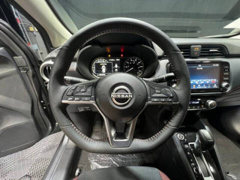 2025 Nissan Versa SR