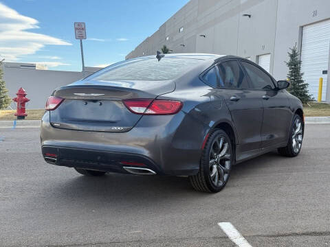 2016 Chrysler 200 S