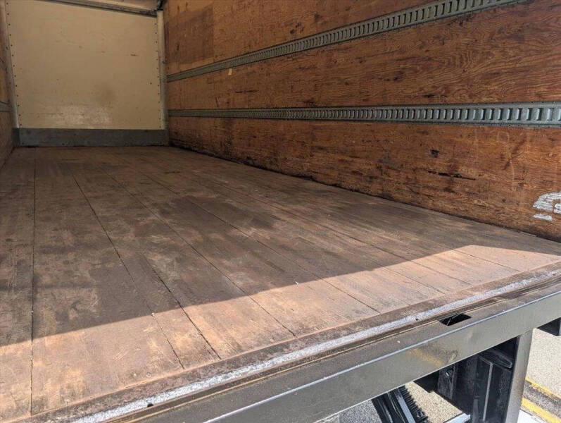 2018 International DuraStar 4300