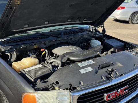 2004 GMC Yukon XL 1500 SLT