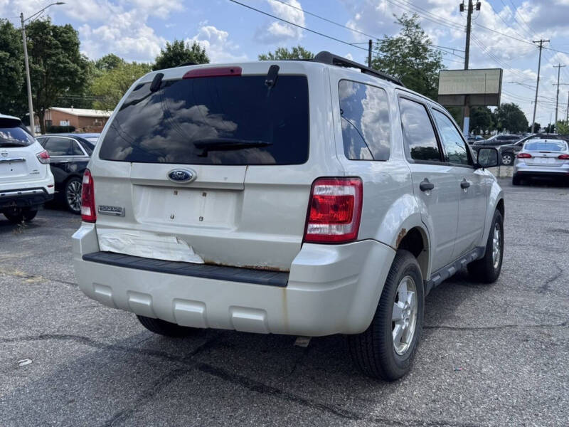 2009 Ford Escape XLT