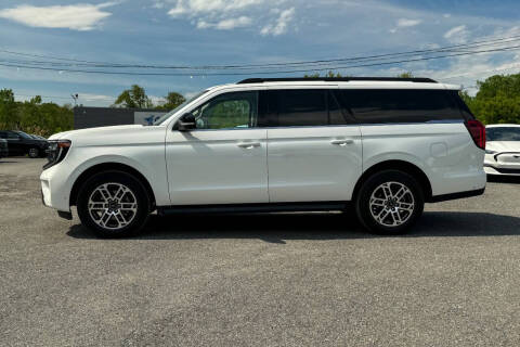 2025 Ford Expedition MAX Active