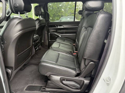 2023 Jeep Wagoneer L Series II