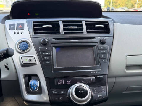 2012 Toyota Prius v Three