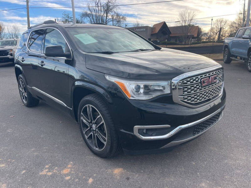 2017 GMC Acadia Denali