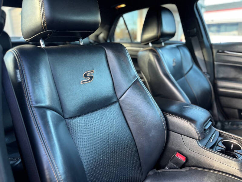 2017 Chrysler 300 S Alloy Edition