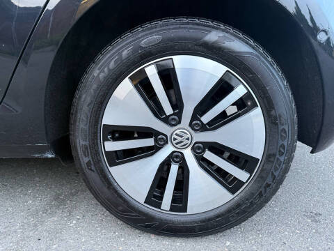 2016 Volkswagen e-Golf SEL Premium