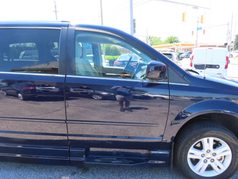 2012 Dodge Grand Caravan Crew