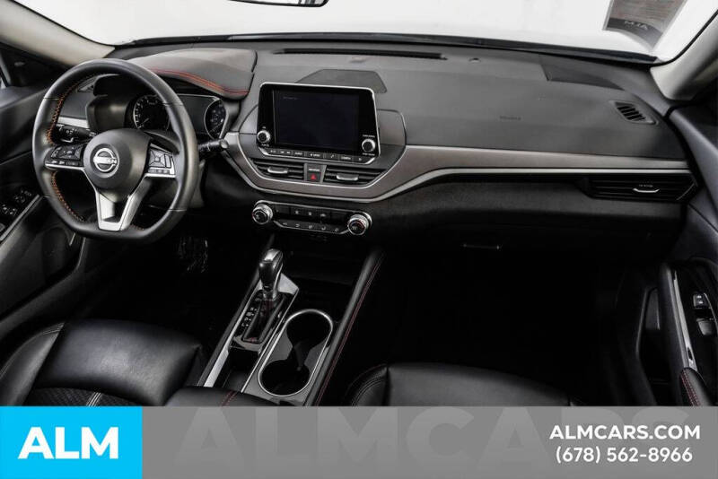 2025 Nissan Altima 2.5 SR