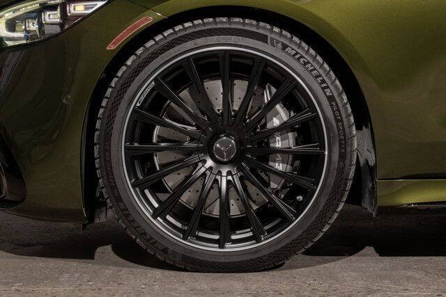 2025 Mercedes-Benz S-Class AMG S 63 E Performance